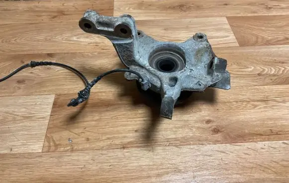Renault Megane III Front wheel hub 479109155R