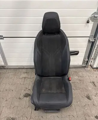 Peugeot 308 Front passenger seat 