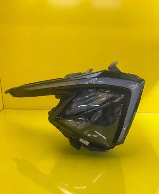 KIA Sportage Headlight/headlamp 92102R2000