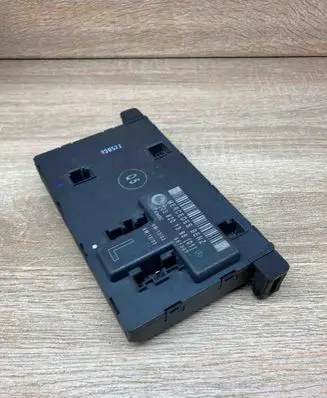 Mercedes-Benz C W203 Door control unit/module 2038201385 351307