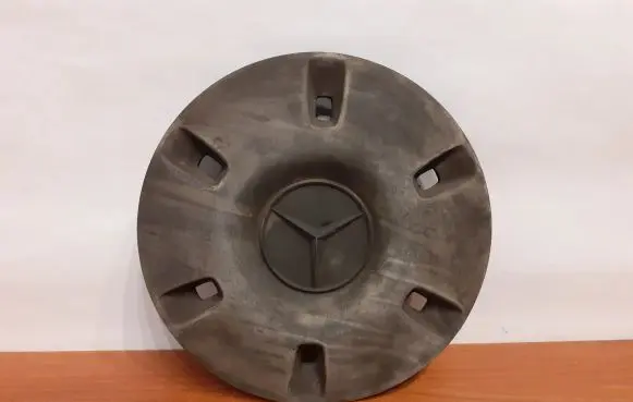Mercedes-Benz Sprinter W906 R20 wheel hub/cap/trim A9064010025 9895