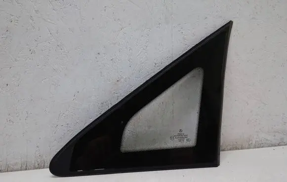 Mercedes-Benz Vito Viano W639 Front triangle window/glass A6396736305 6396736305