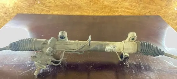 Toyota Avensis Verso Steering rack CM7