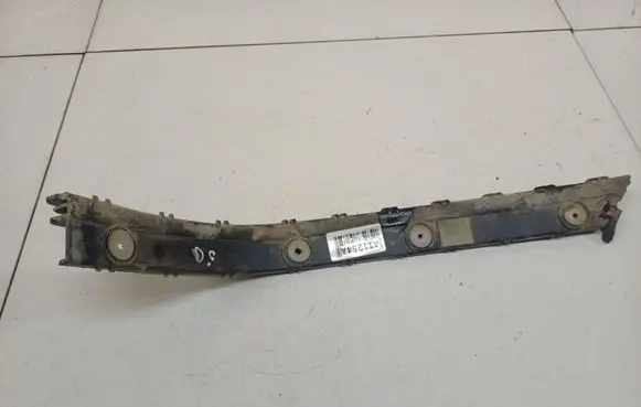 Opel Zafira A Rear bumper mounting bracket 0137174
