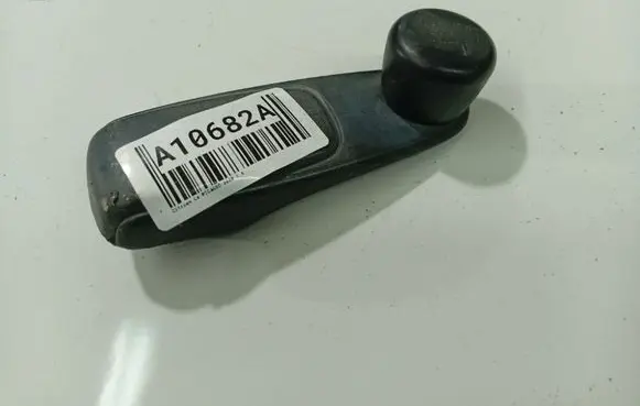 Citroen C4 I Picasso Front door window winding handle 9653797777