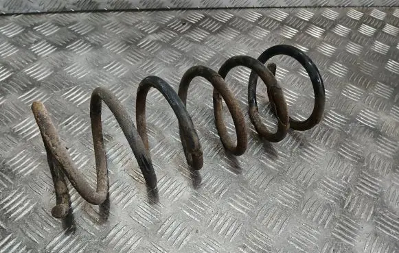 Ford Mondeo MK IV Rear coil spring