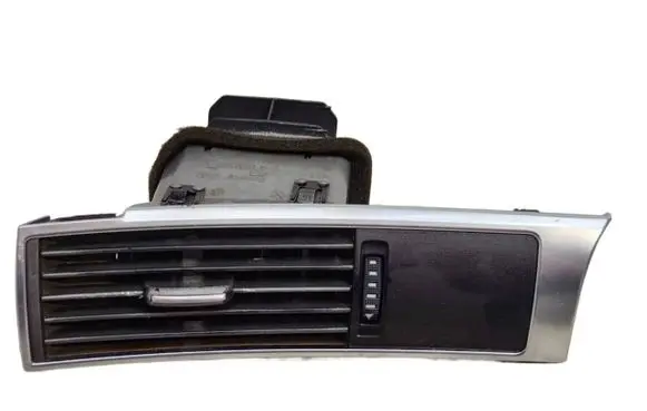 Audi A6 S6 C6 4F Dashboard side air vent grill/cover trim 4F1820901C