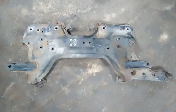 Opel Corsa D Front subframe