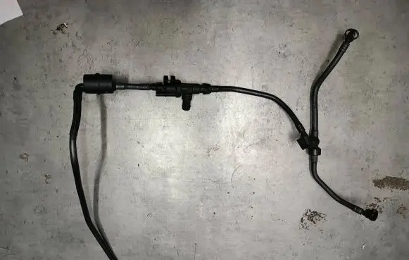 BMW 3 G20 G21 Fuel tank valve 7643106