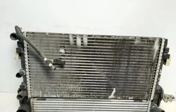 Volkswagen Polo V 6R Radiator set 6R0820411D 6R01212530