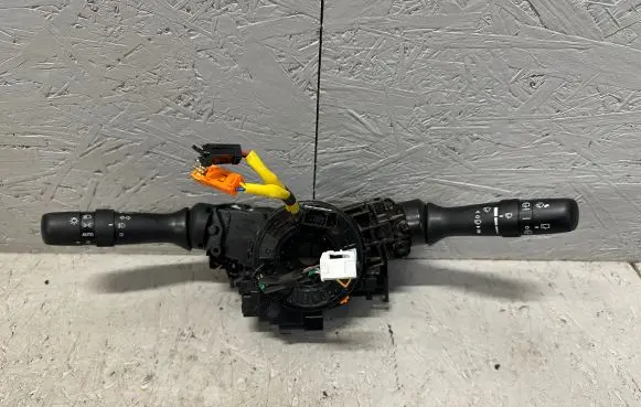 Subaru Outback (BT) Wiper turn signal indicator stalk/switch 17F066 17K458 83111AN05