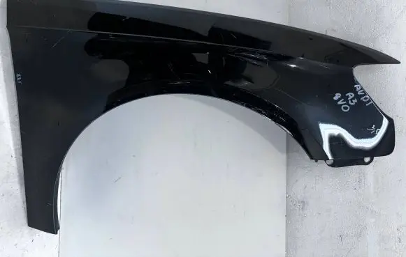 Audi A3 S3 8V Fender 8V0821468D 3512029