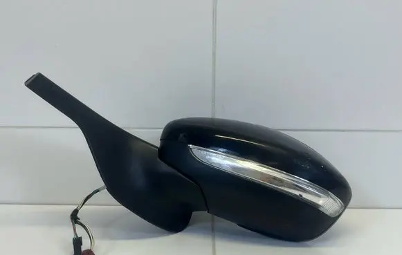 Citroen C3 Front door electric wing mirror 232636289