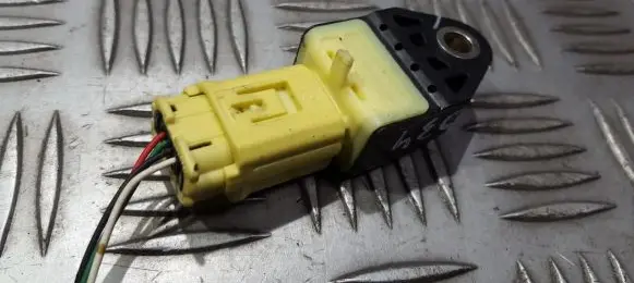 Toyota RAV 4 (XA30) Airbag deployment crash/impact sensor 8983142010 89831-42010