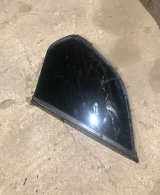 BMW X5 E70 Rear side window