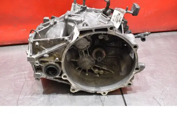 Mitsubishi Grandis Manual 6 speed gearbox 