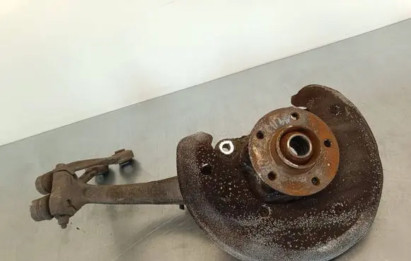 Audi A4 S4 B8 8K Front wheel hub 
