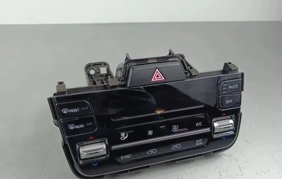 KIA Sorento IV Climate control unit 97250P2250FHL