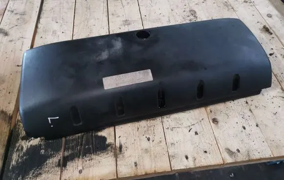 Volkswagen Touareg I Rocker cam cover 07Z103502C