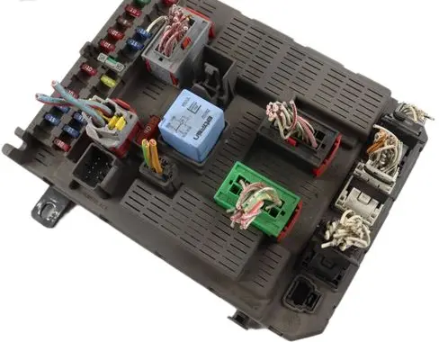 Citroen C5 Fuse module 9645030080 001S2415 10040134233
