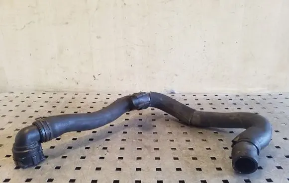 Volkswagen Tiguan Engine coolant pipe/hose 5N0122291A