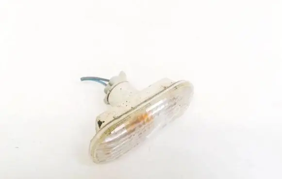 Ford Focus Front fender indicator light 4M5A13K309AA 4M5A-13K309AA