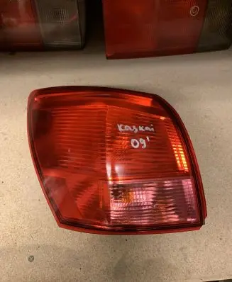 Nissan Qashqai Rear/tail lights 89071061