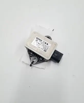 Audi A5 8T 8F ESP acceleration yaw rate sensor 8K0907637C