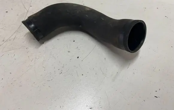 Toyota Avensis T250 Intercooler hose/pipe