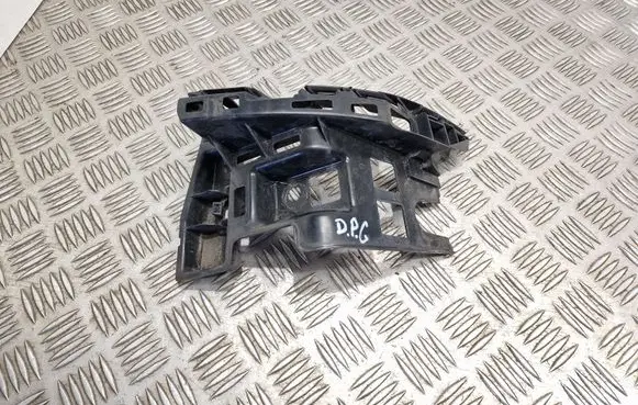 Volkswagen Touran III Rear bumper mounting bracket 5TA807454