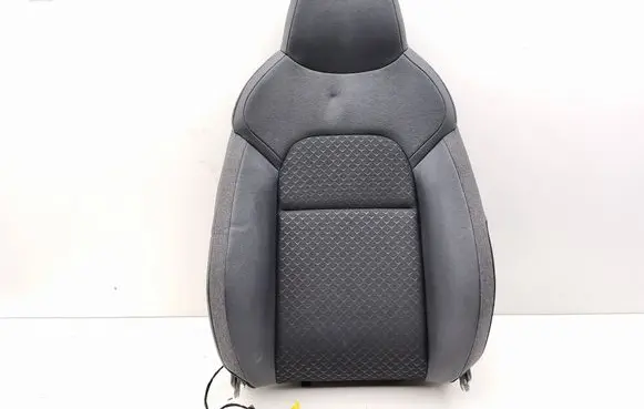 Nissan Juke II F16 Front driver seat 