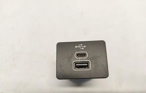 USB socket connector