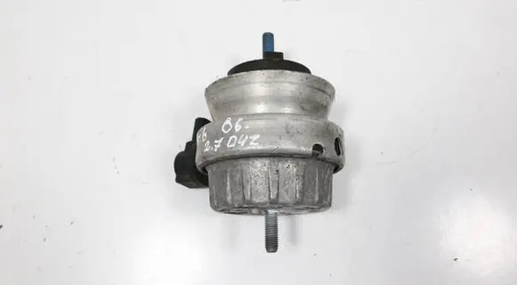 Audi A6 S6 C6 4F Engine mount bracket 4F0199379L