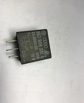 Seat Ibiza II (6k) Other relay 357906381