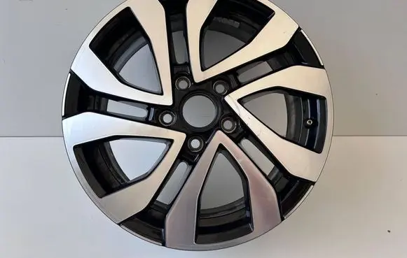 Volkswagen Touran III R16 alloy rim 5TA601025AA