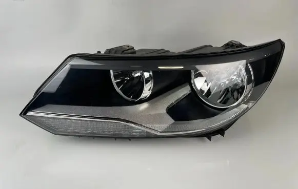 Volkswagen Golf VII Headlight/headlamp 5N1941005