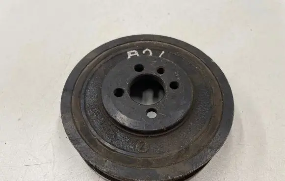 Audi A2 Crankshaft pulley 045105243btr