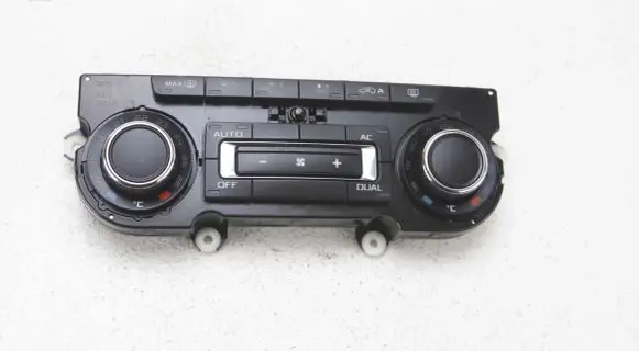 Skoda Octavia Mk2 (1Z) Climate control unit 3T0907044BR