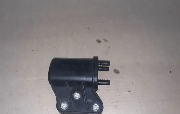 Volkswagen Crafter Vacuum air tank 2E0201416