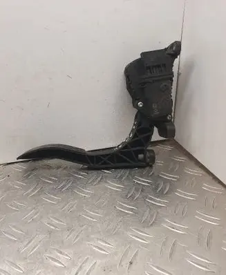 Audi A6 S6 C6 4F Accelerator throttle pedal 4F1723523B 6PV00898406
