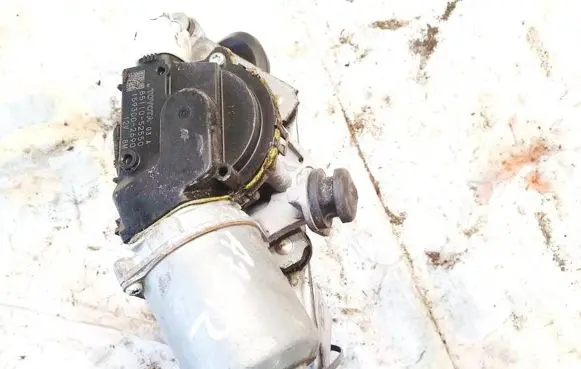 Toyota Urban Cruiser (XP110) Wiper motor 8511052550 85110-52550