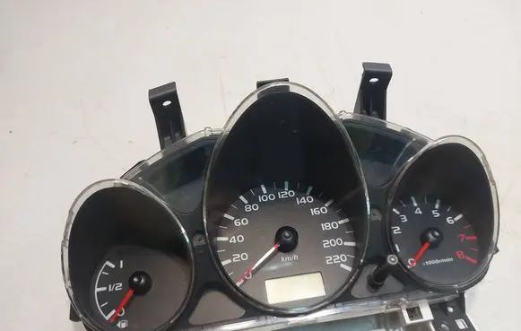 Mitsubishi Colt Speedometer (instrument cluster) MM0038