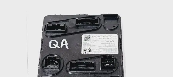 Audi Q7 4M Comfort/convenience module 8W0907064DD