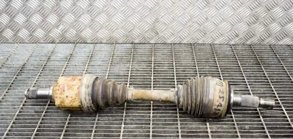 Toyota Hilux (AN10, AN20, AN30) Front driveshaft