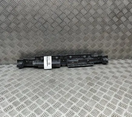 Opel Vivaro Rear bumper mounting bracket 9811088680