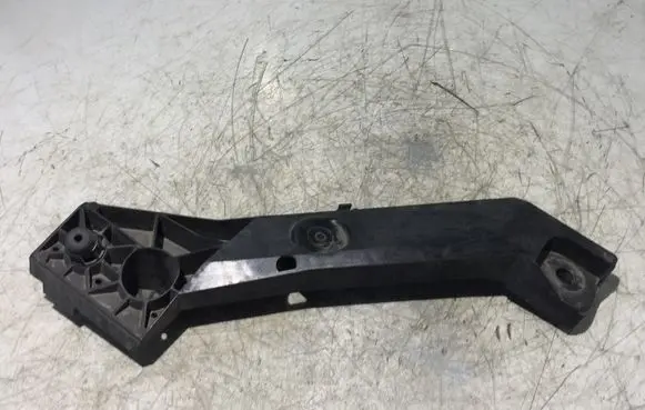 Renault Trafic III (X82) Radiator support slam panel bracket 625001299R