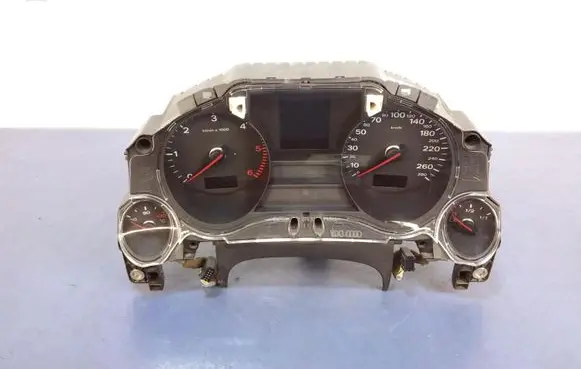 Audi A8 S8 D3 4E Speedometer (instrument cluster) 4E0920900F