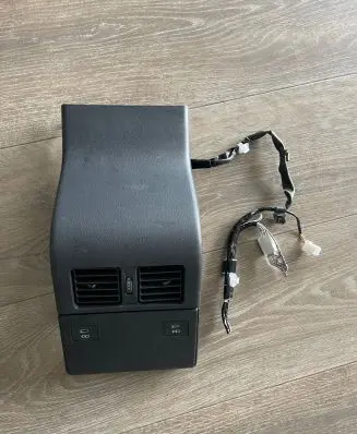 Toyota bZ4X USB socket connector 8553260060 5890342080