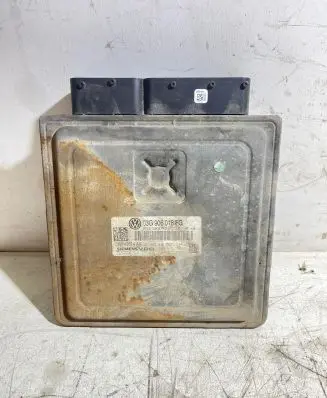 Volkswagen PASSAT B6 Engine control unit/module 03G906018FG P45614AA