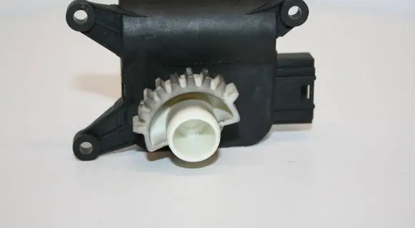 Volkswagen Golf V Air flap motor/actuator 3C0907511D CZ1168802930